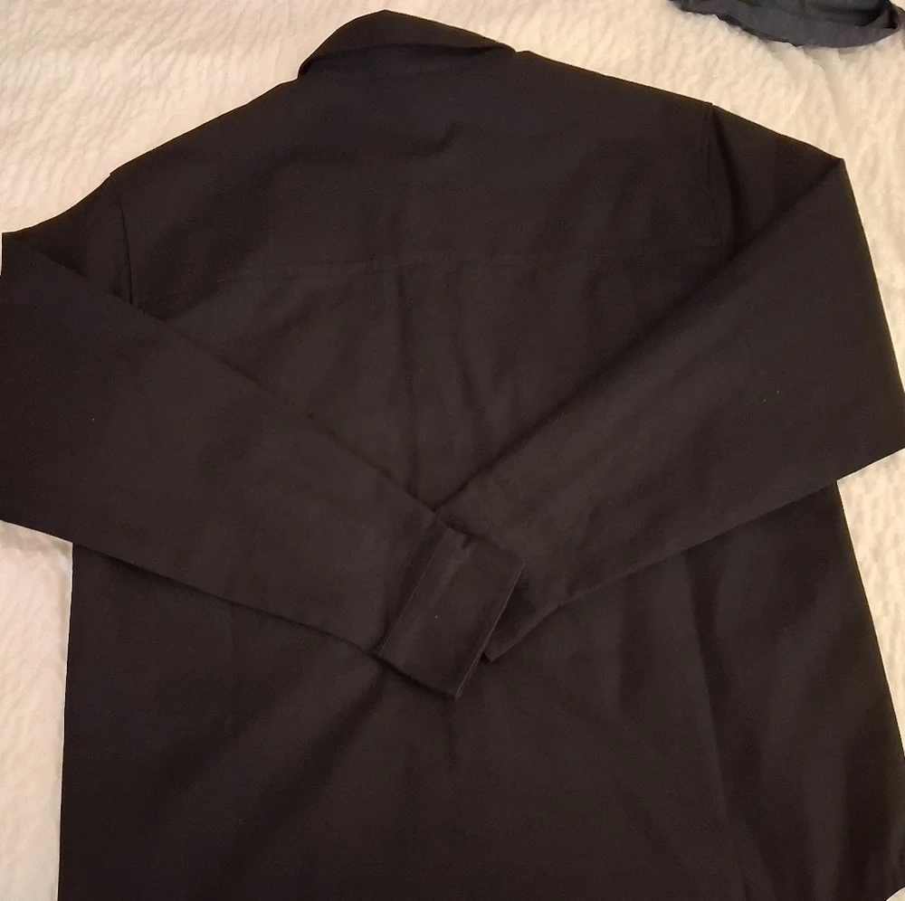 Jordan Men's Black Button Down Shirt NWT Size Med
